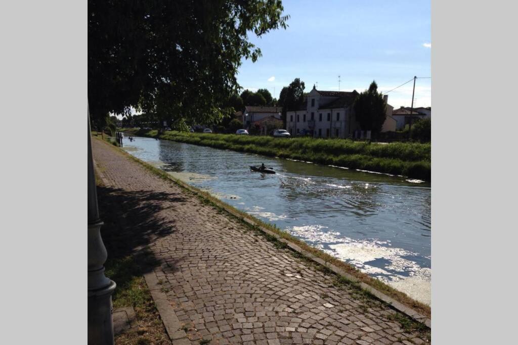 Barchessa Ca' Leon Sul Naviglio Del Brenta Villa Mira Eksteriør bilde